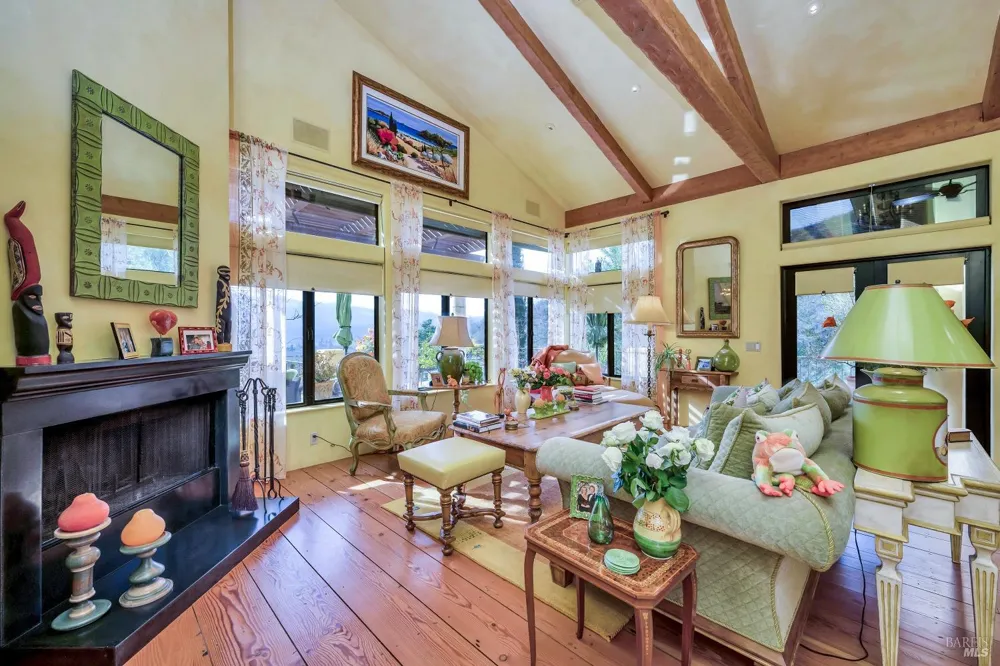 2395 Pickett Road Calistoga, CA 94515