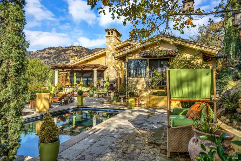 2395 Pickett Road Calistoga, CA 94515