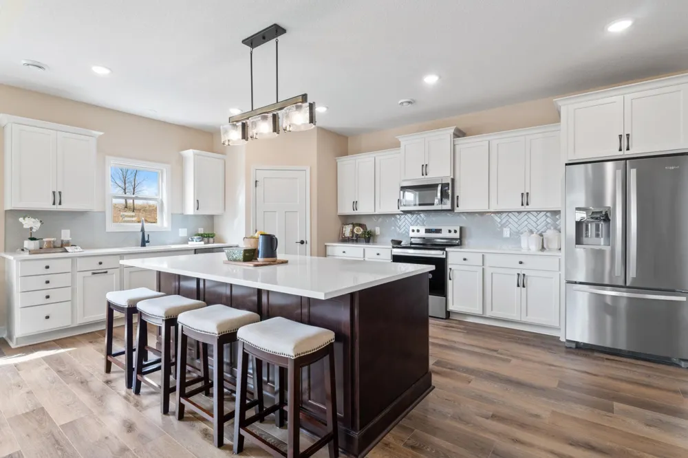 6701 Ridgewood Drive Cannon Falls, MN 55009