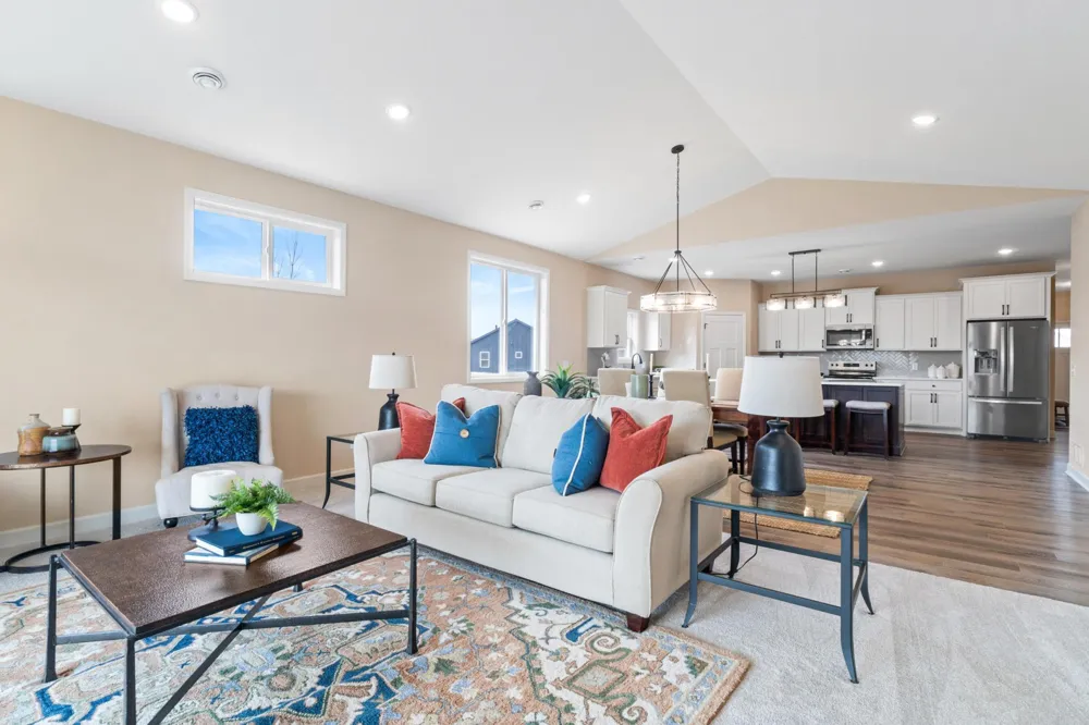 6701 Ridgewood Drive Cannon Falls, MN 55009
