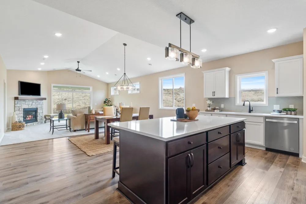 6701 Ridgewood Drive Cannon Falls, MN 55009