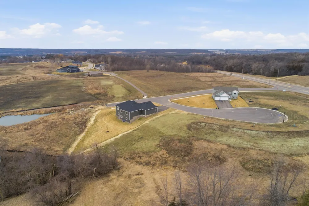 6839 Timberview Court Cannon Falls, MN 55009