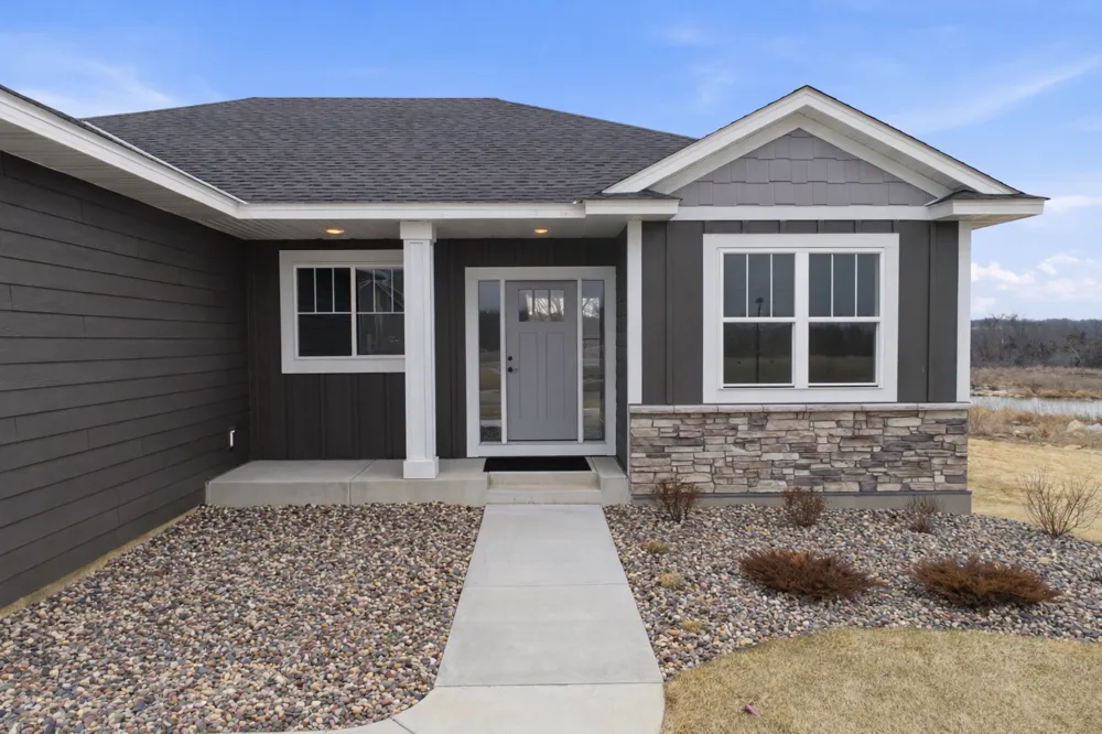 6839 Timberview Court Cannon Falls, MN 55009