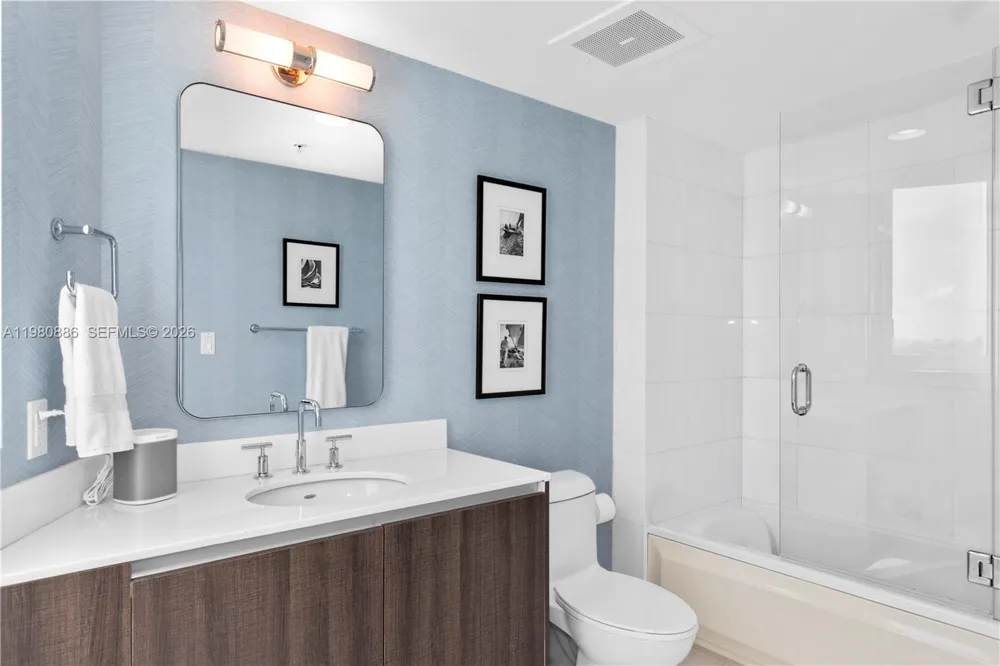 665 NE 25th St #2102 Miami, FL 33137