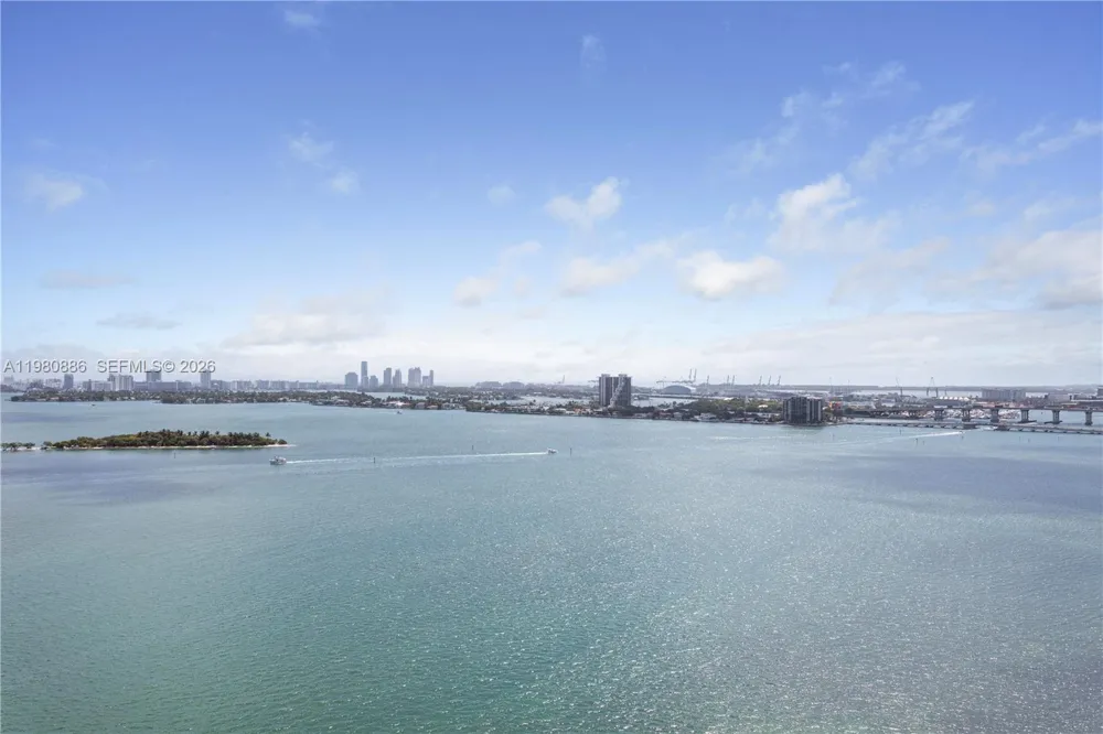 665 NE 25th St #2102 Miami, FL 33137