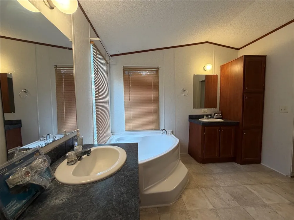 388 County Road 1341 Alice, TX 78332