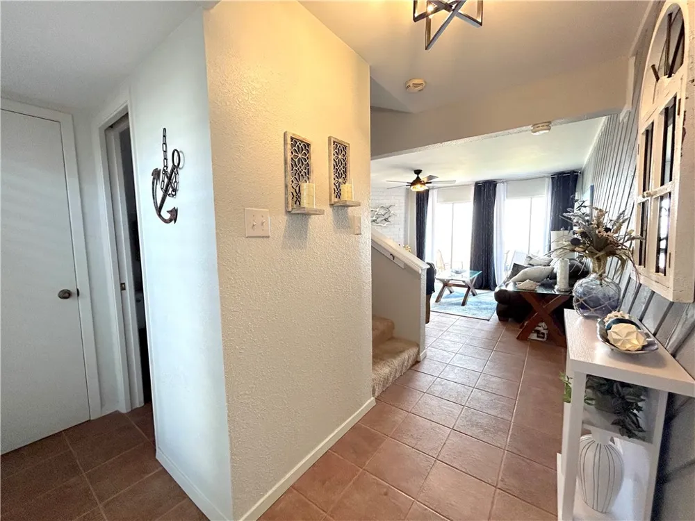 840 Cliff Drive #4 Portland, TX 78374