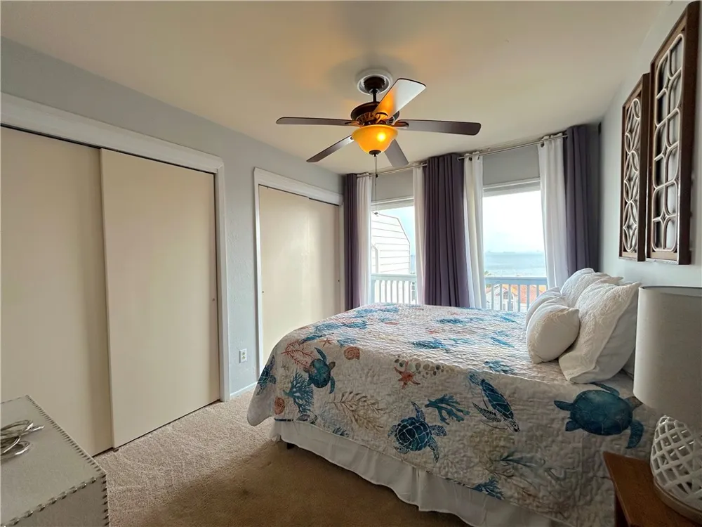 840 Cliff Drive #4 Portland, TX 78374