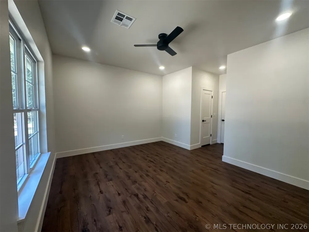12351 Longboard Loop Kingston, OK 73439