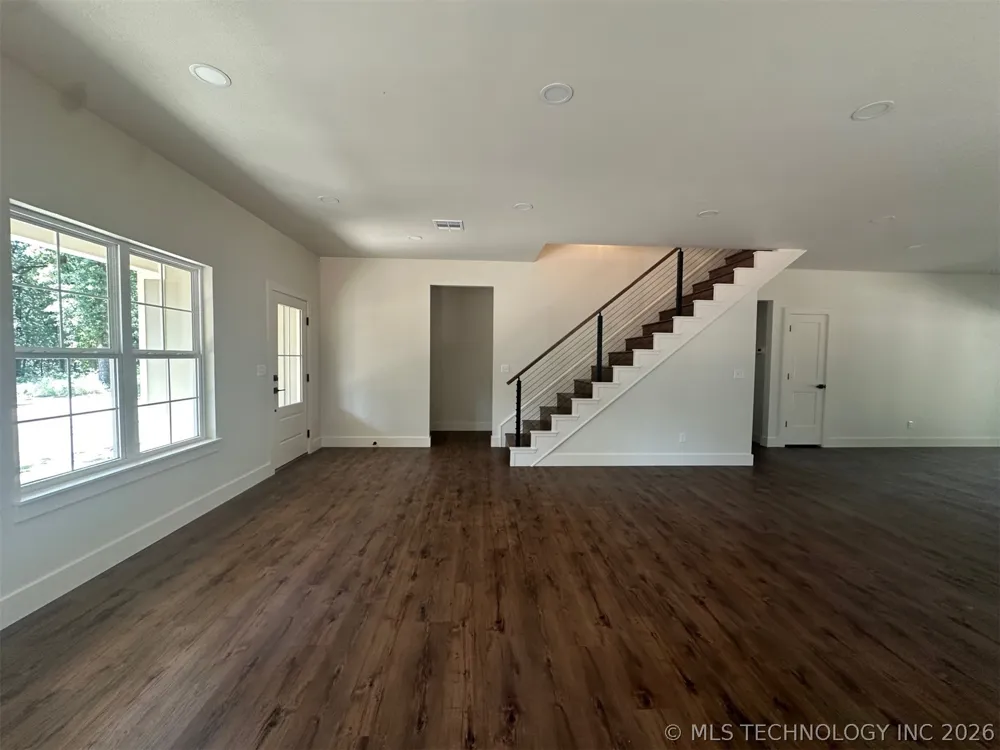 12351 Longboard Loop Kingston, OK 73439