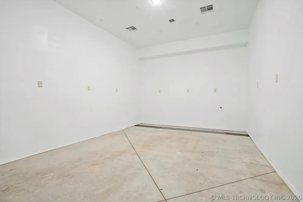 20944 E 440 ROAD Claremore, OK 74017