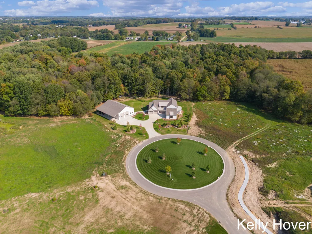 402 Ottogan Hills Court Dorr, MI 49323