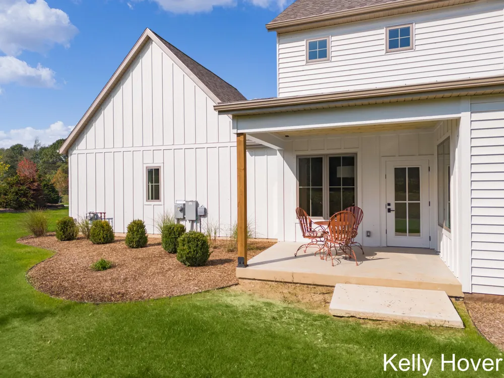 402 Ottogan Hills Court Dorr, MI 49323