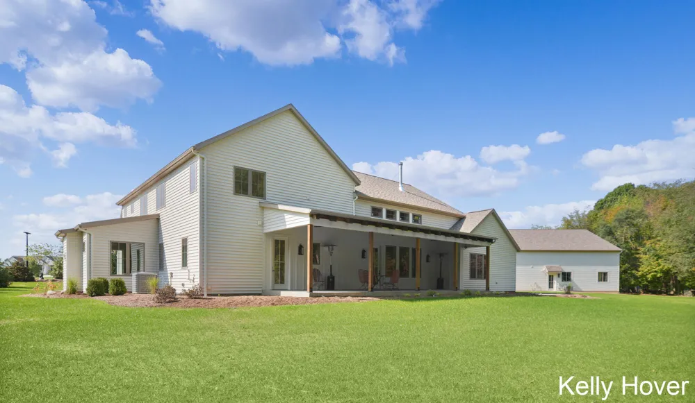 402 Ottogan Hills Court Dorr, MI 49323