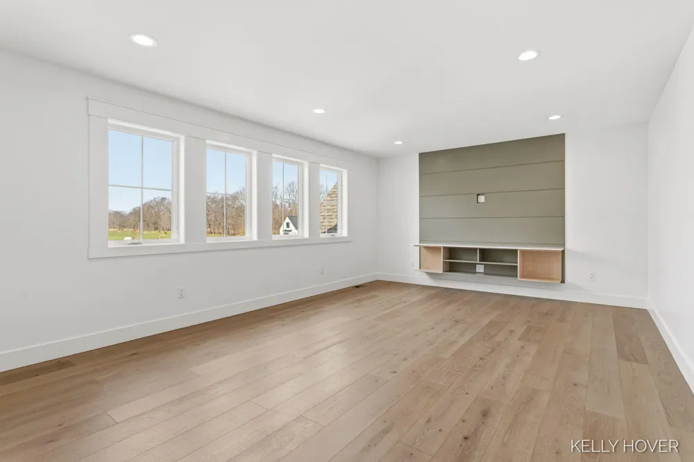 402 Ottogan Hills Court Dorr, MI 49323