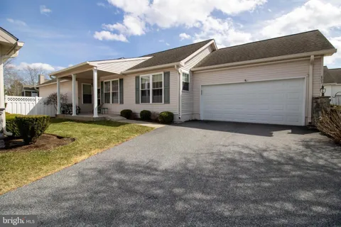 803 W FOX HOUND CHASE