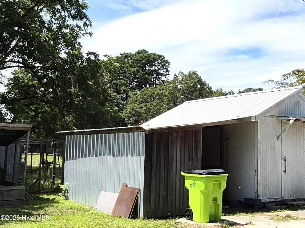 2735 Wilmar Road Vanceboro, NC 28586
