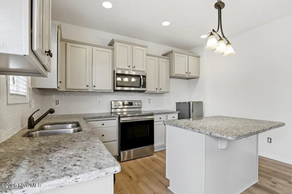 308 Chamberlain Drive Clayton, NC 27527