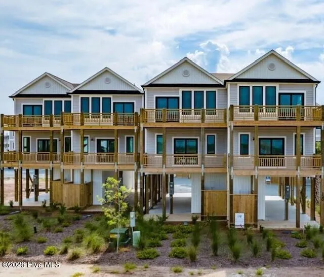124 Shell Road Surf City, NC 28445