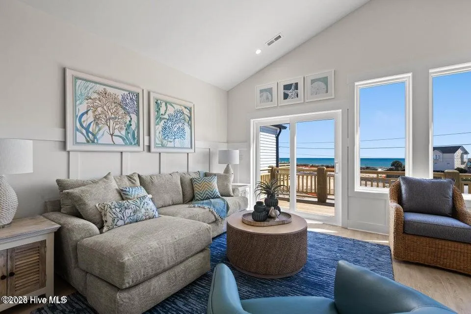 124 Shell Road Surf City, NC 28445