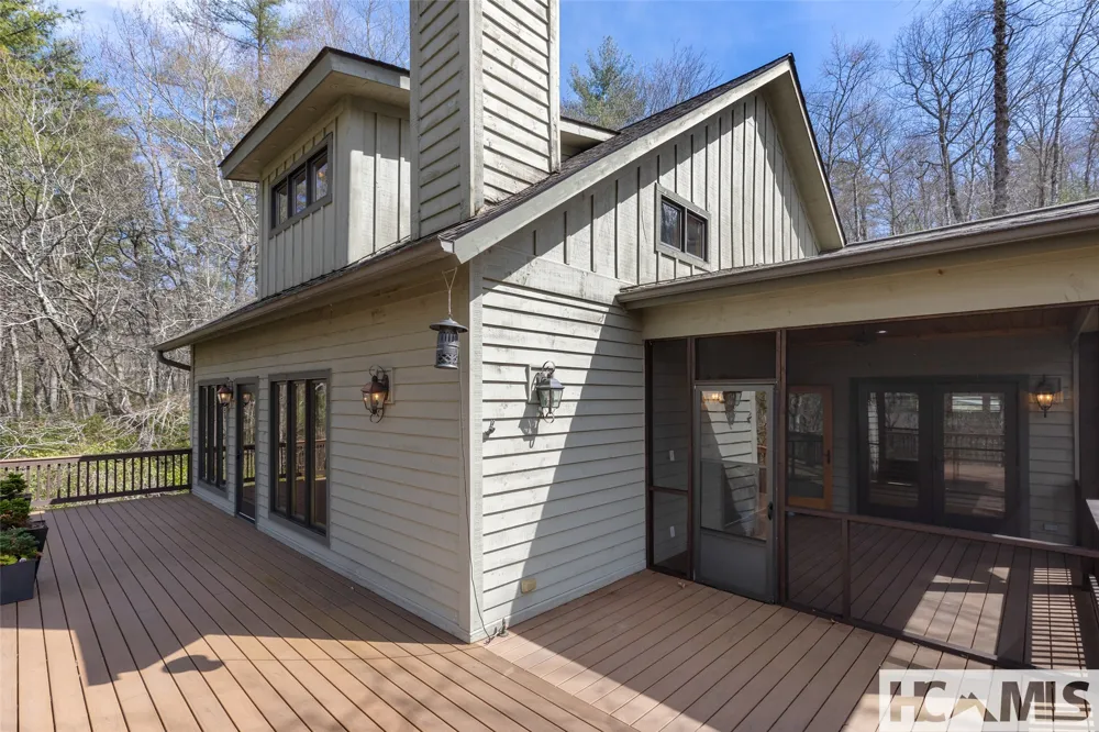 155 Springs Way Sapphire, NC 28774