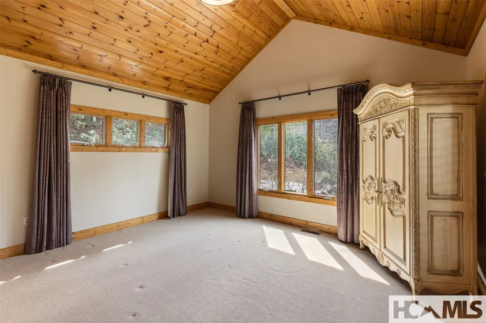 155 Springs Way Sapphire, NC 28774