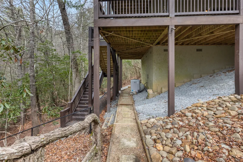 155 Springs Way Sapphire, NC 28774