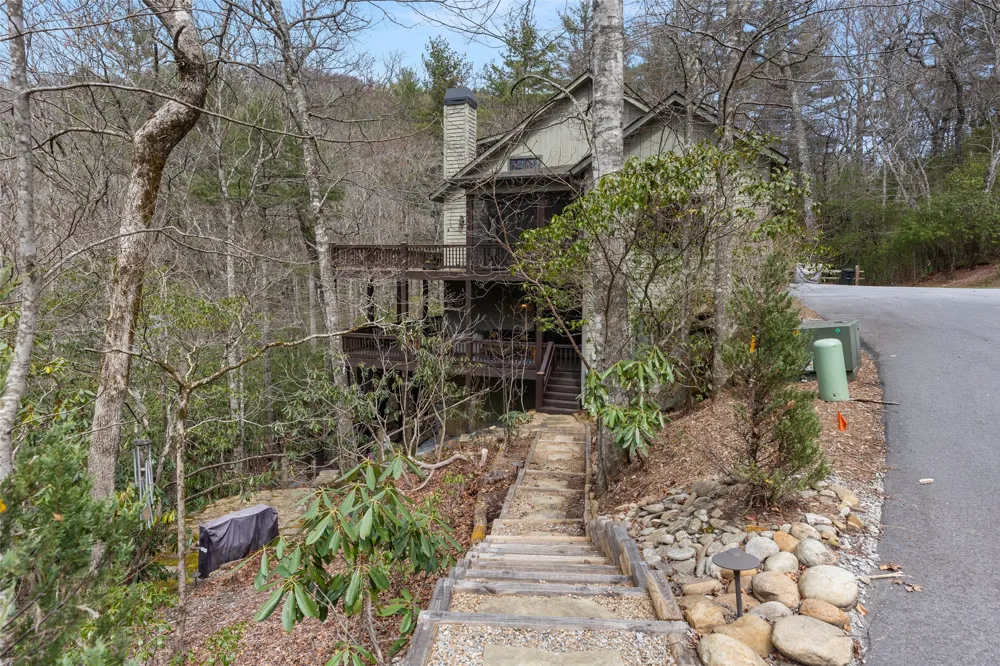 155 Springs Way Sapphire, NC 28774