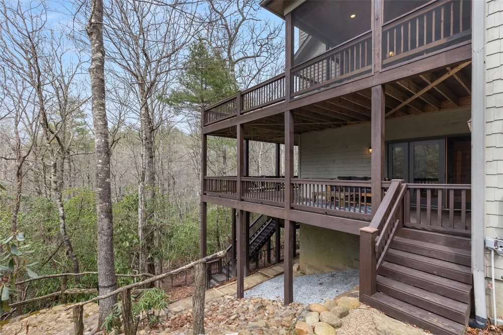 155 Springs Way Sapphire, NC 28774