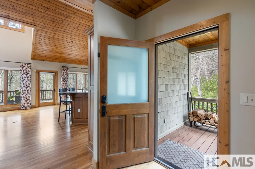 155 Springs Way Sapphire, NC 28774