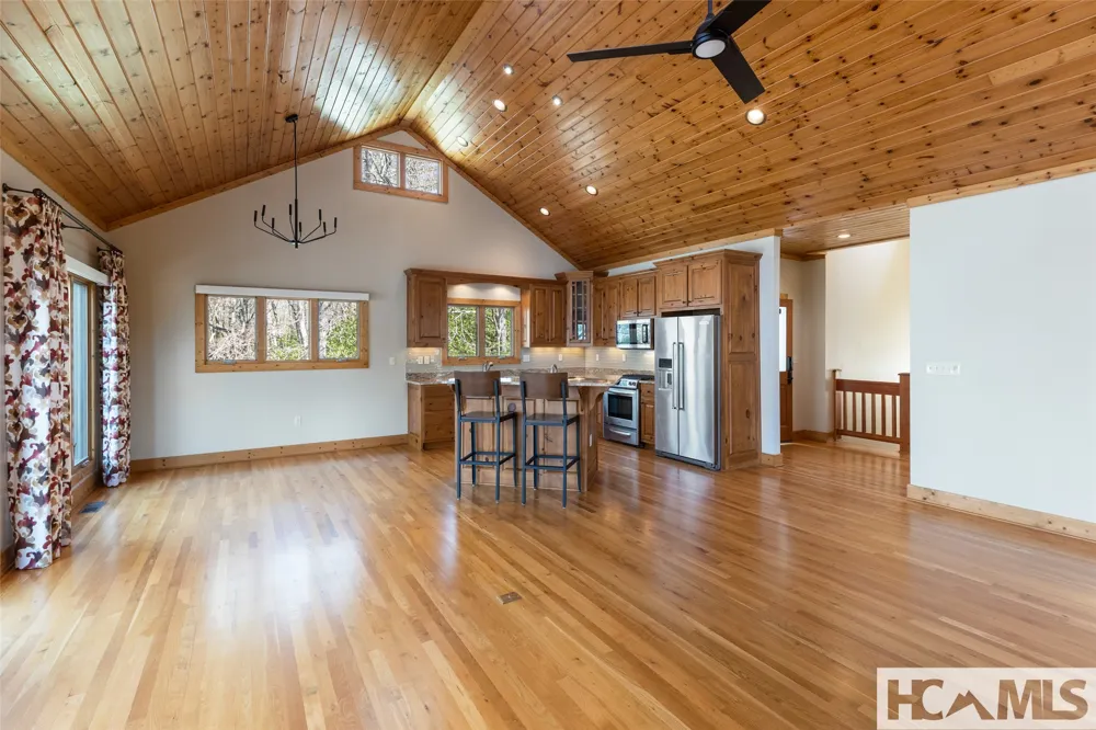 155 Springs Way Sapphire, NC 28774