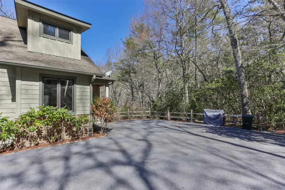 155 Springs Way Sapphire, NC 28774
