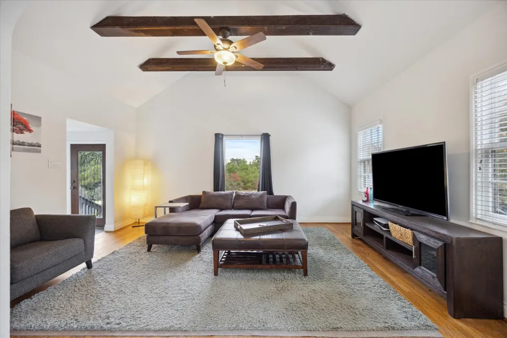 364 Ponderosa Loop Paige, TX 78659