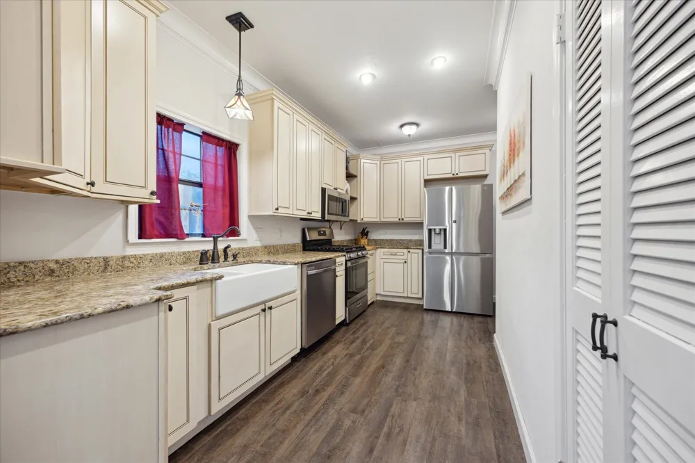 364 Ponderosa Loop Paige, TX 78659