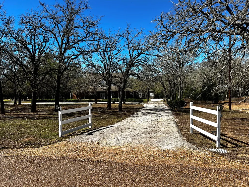730 Panorama Road La Grange, TX 78945
