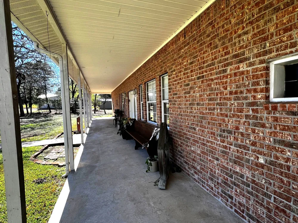 730 Panorama Road La Grange, TX 78945