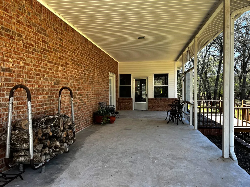 730 Panorama Road La Grange, TX 78945