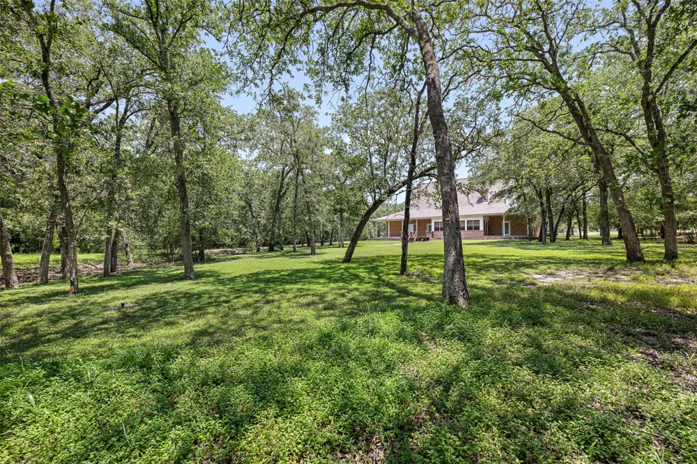 730 Panorama Road La Grange, TX 78945