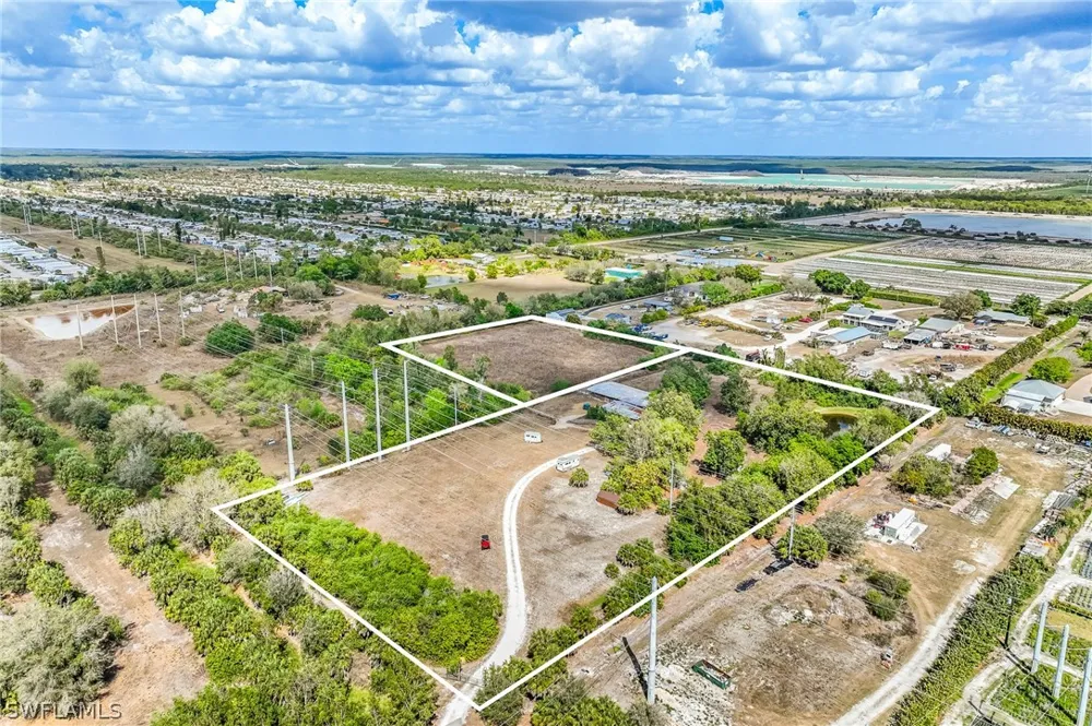 Cutting Horse Lane Bonita Springs, FL 34135