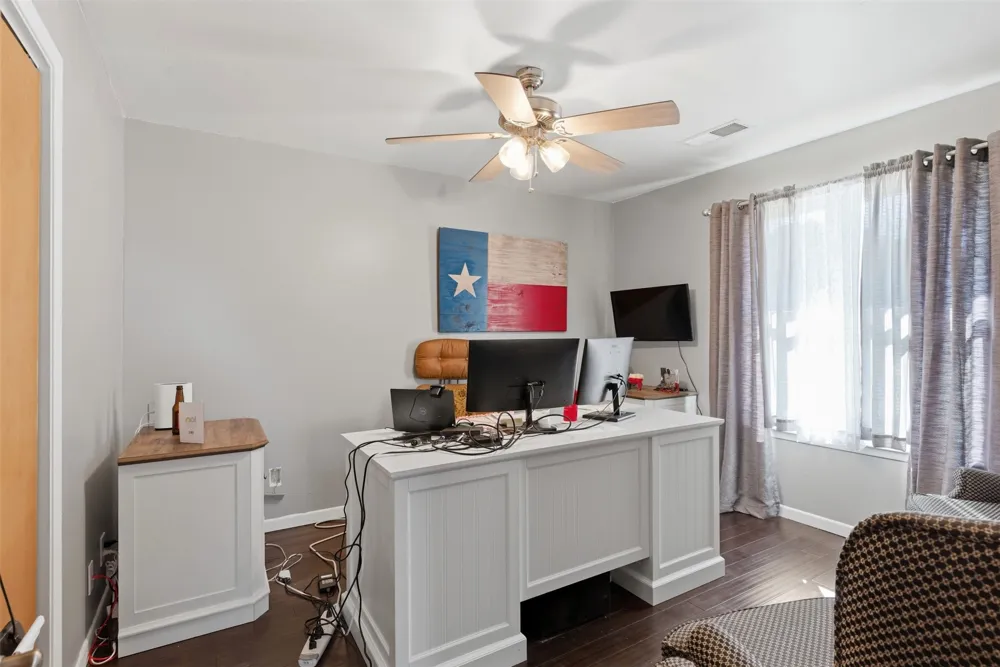 1115 County Road 2102 Lometa, TX 76853