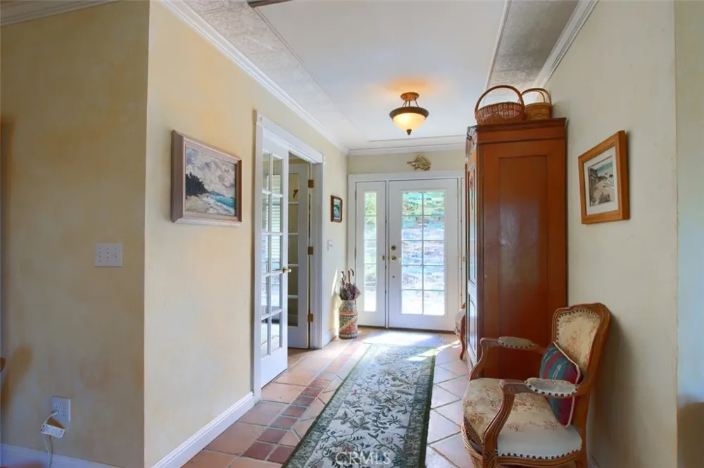 39406 John West Road Oakhurst, CA 93644