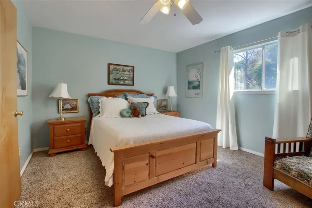 39406 John West Road Oakhurst, CA 93644