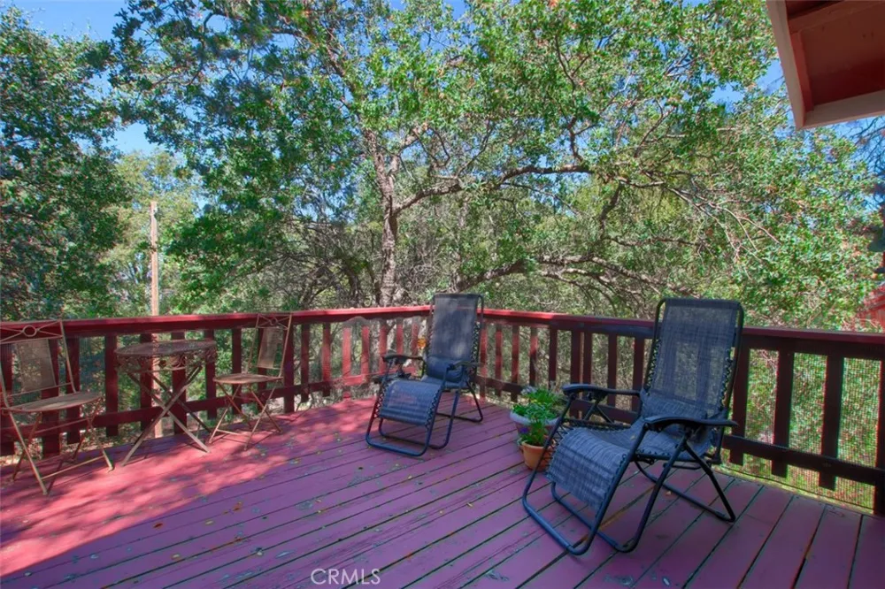 39406 John West Road Oakhurst, CA 93644