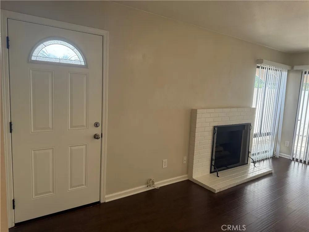 44580 La Paz Temecula, CA 92592