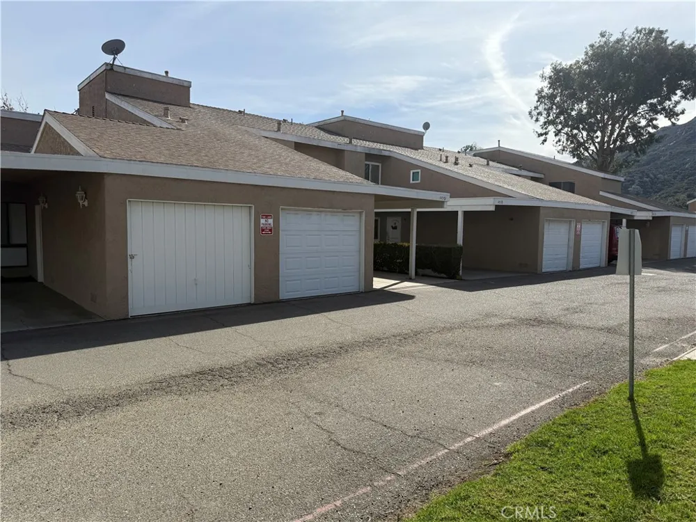 44580 La Paz Temecula, CA 92592