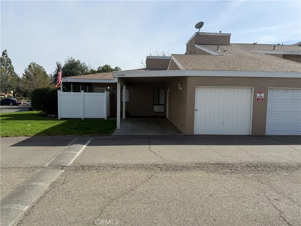 44580 La Paz Temecula, CA 92592