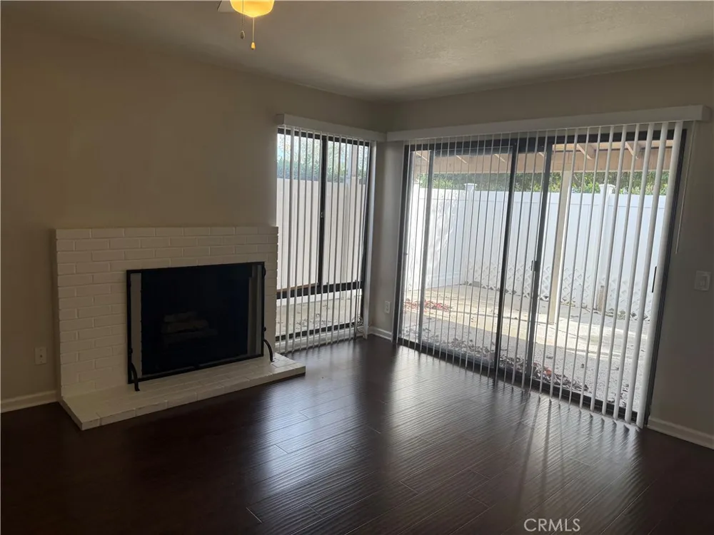 44580 La Paz Temecula, CA 92592