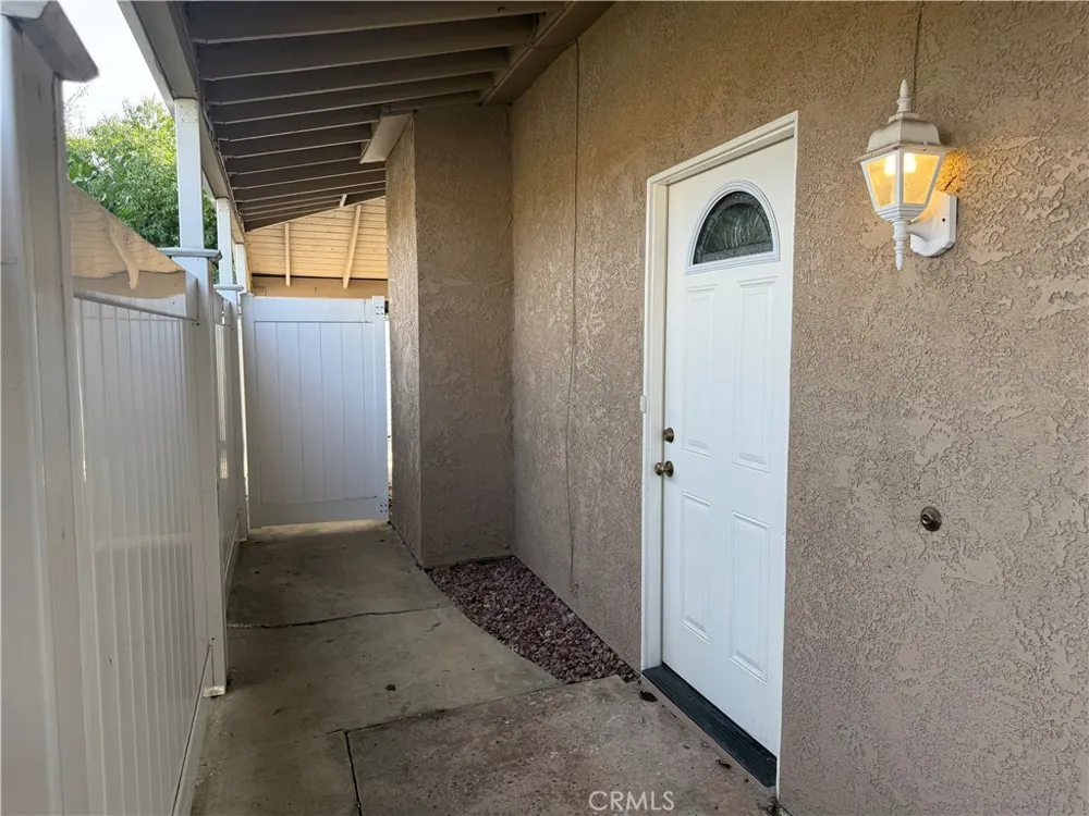 44580 La Paz Temecula, CA 92592