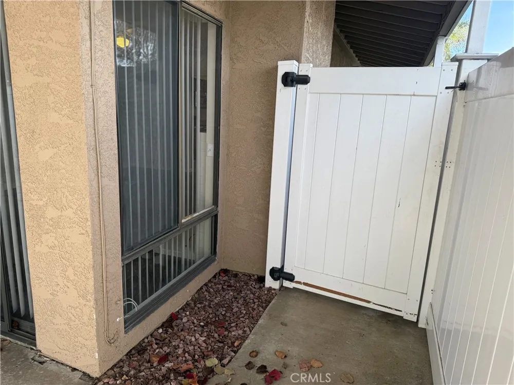 44580 La Paz Temecula, CA 92592