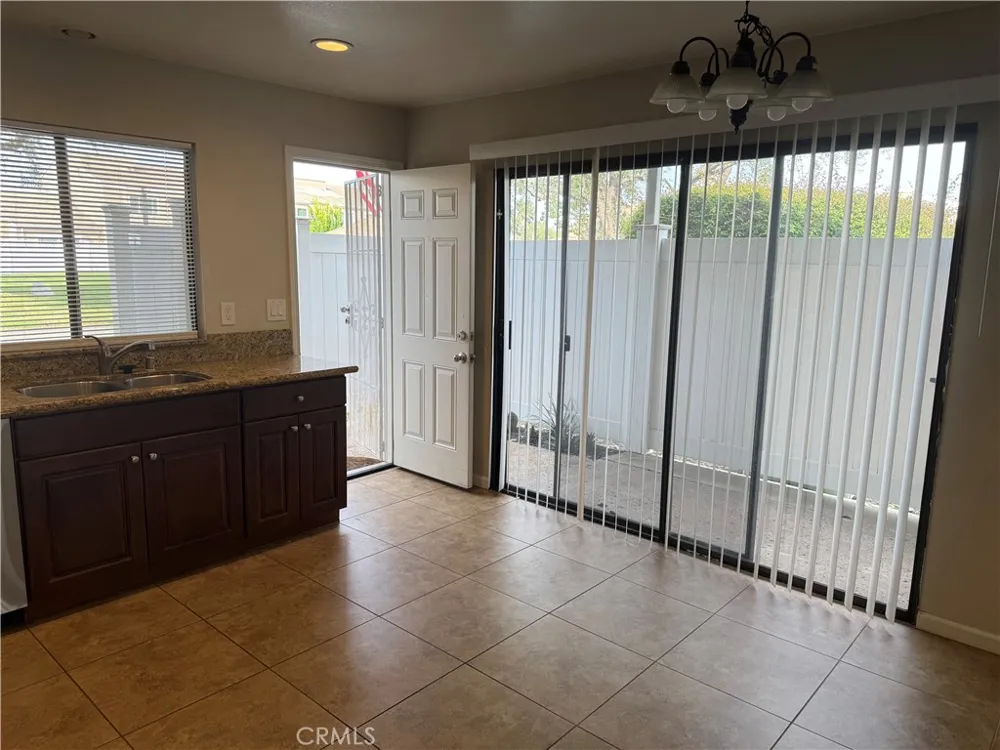 44580 La Paz Temecula, CA 92592